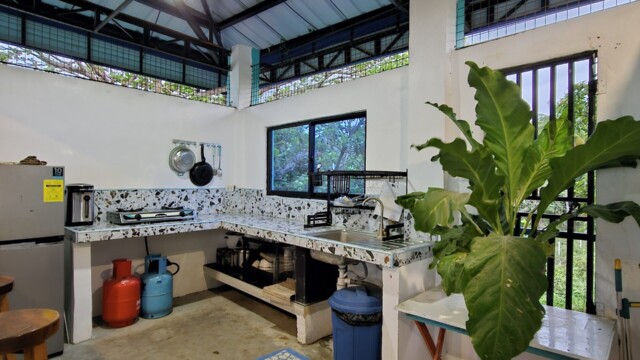 Full function kitchen and large refrigerator in Casa Maria for family reunion self-catering and large groups